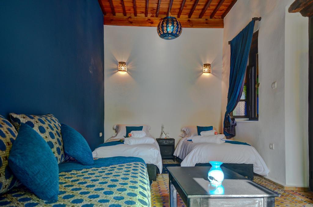 Riad Belle Εσαουίρα Δωμάτιο φωτογραφία
