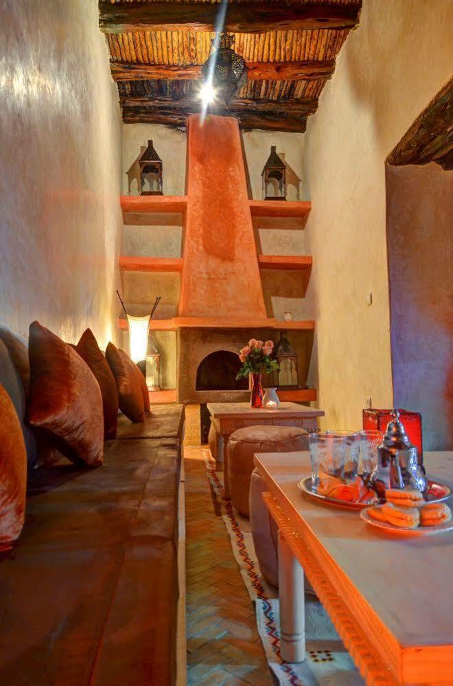 Riad Belle Εσαουίρα Εξωτερικό φωτογραφία